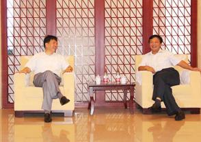 2012年8月21日，时任江苏省副省长徐鸣视察美狮贵宾会。